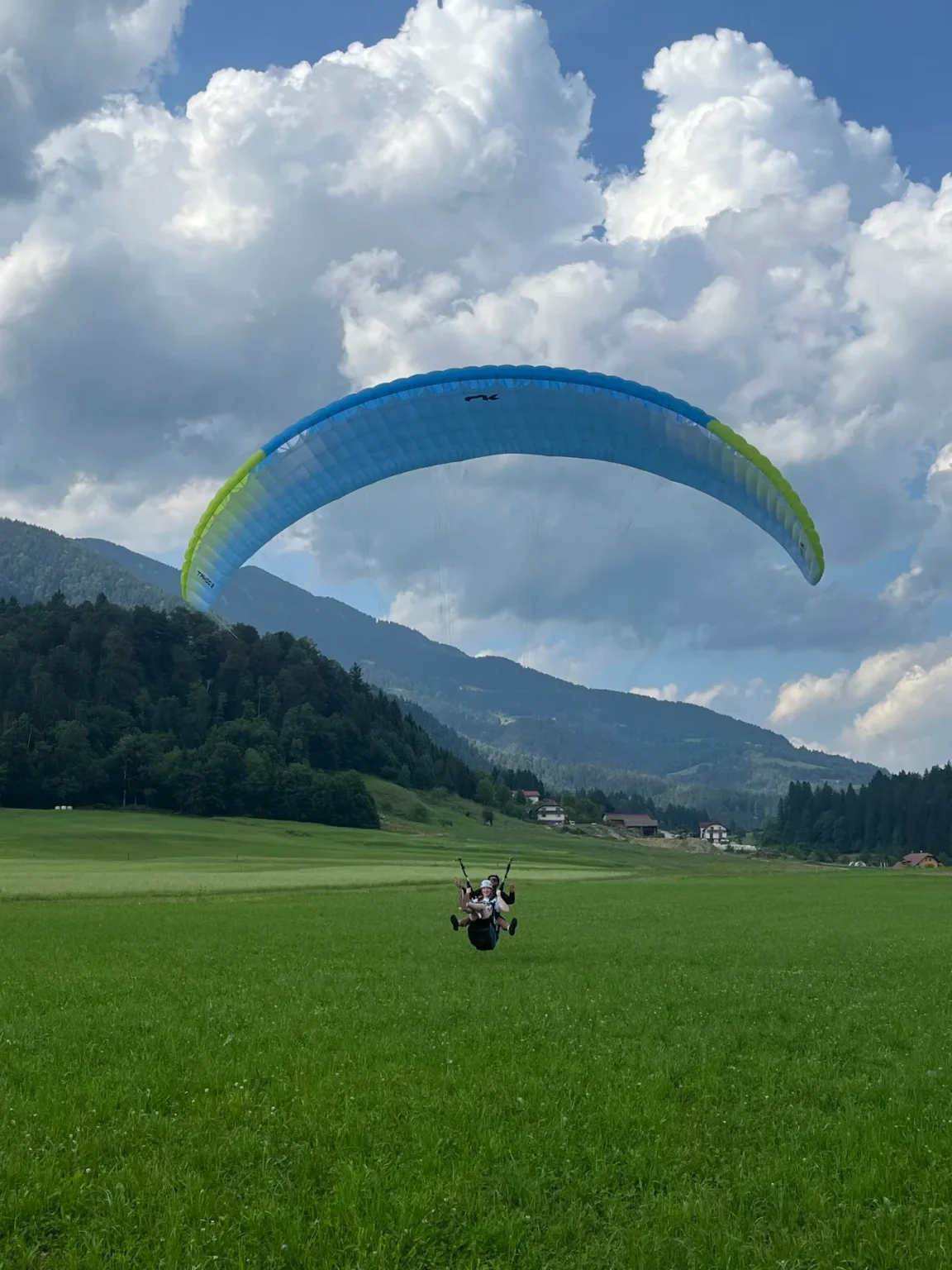 Tandem tik pred pristankom